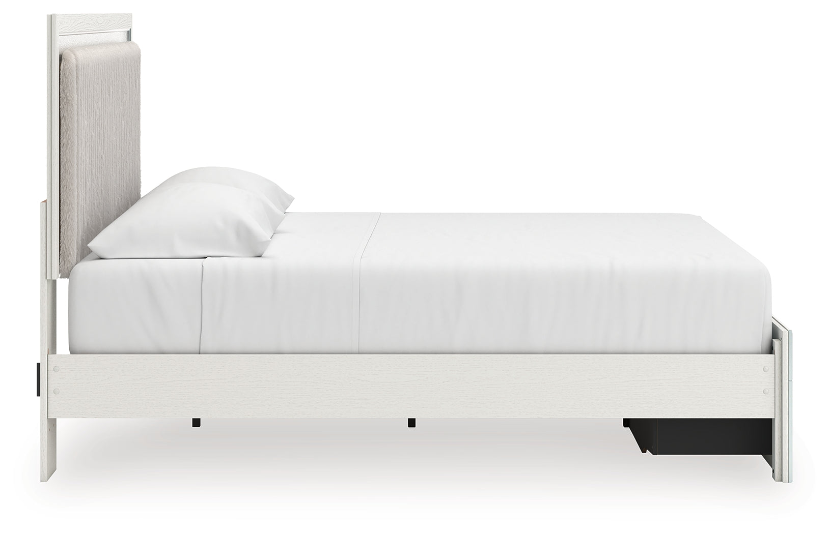 Zuraleus Bed rear view showing footboard