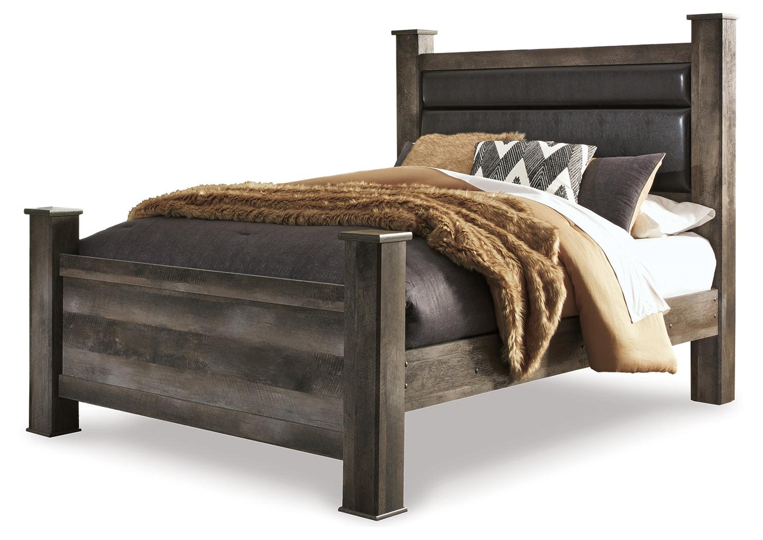 Wynnlow Gray Queen Upholstered Poster Bed detailed view of headboard and posts