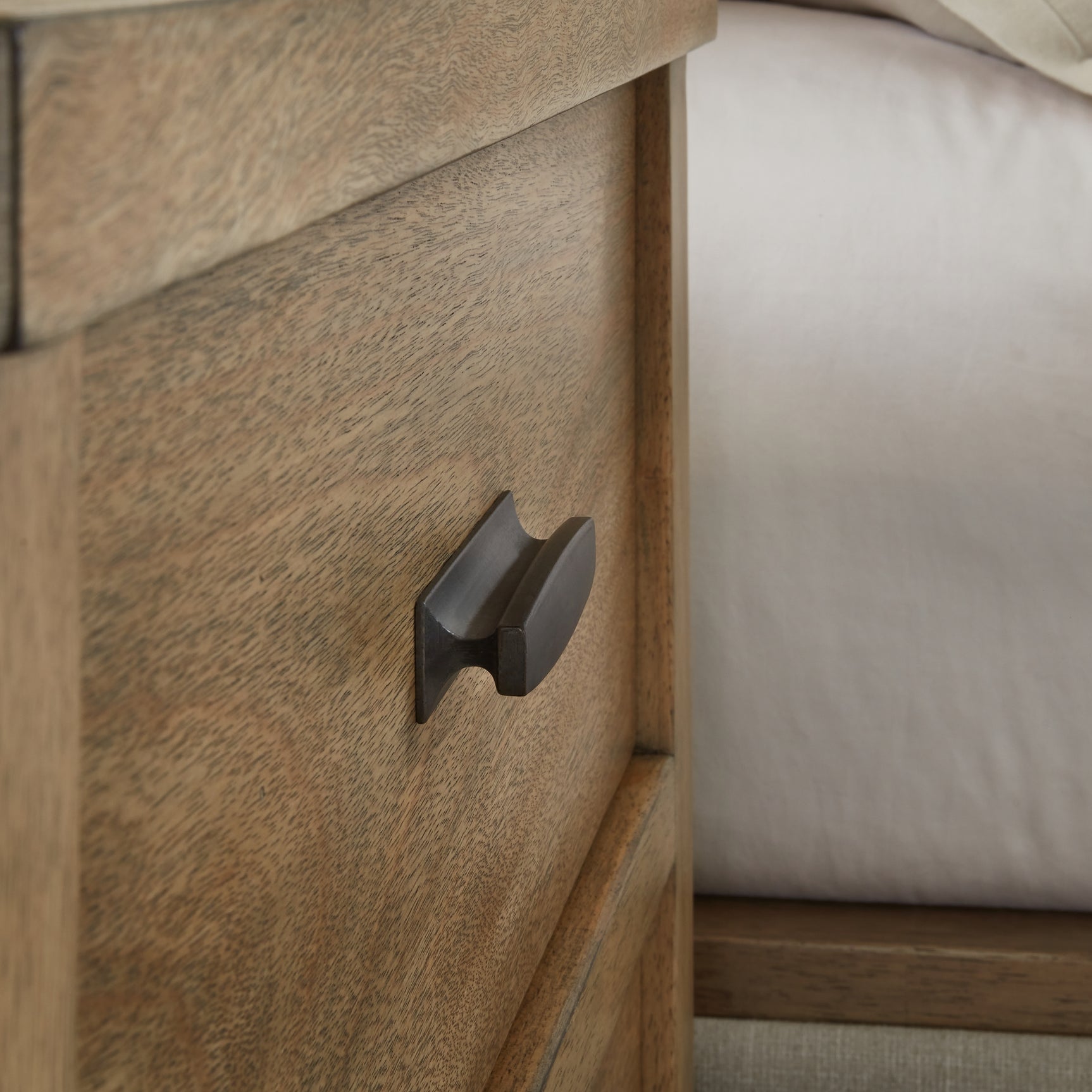 Metal bar pulls detail on Tomtyn Nightstand drawer