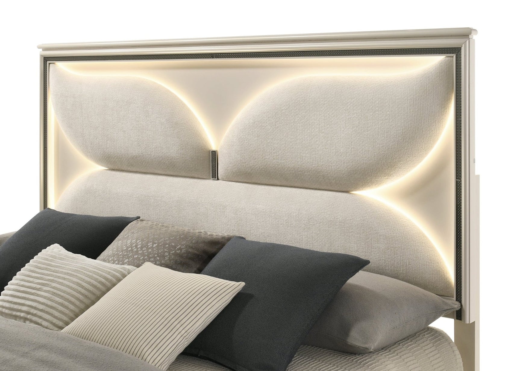 Hayma nightstand USB and Type C charging ports close-up