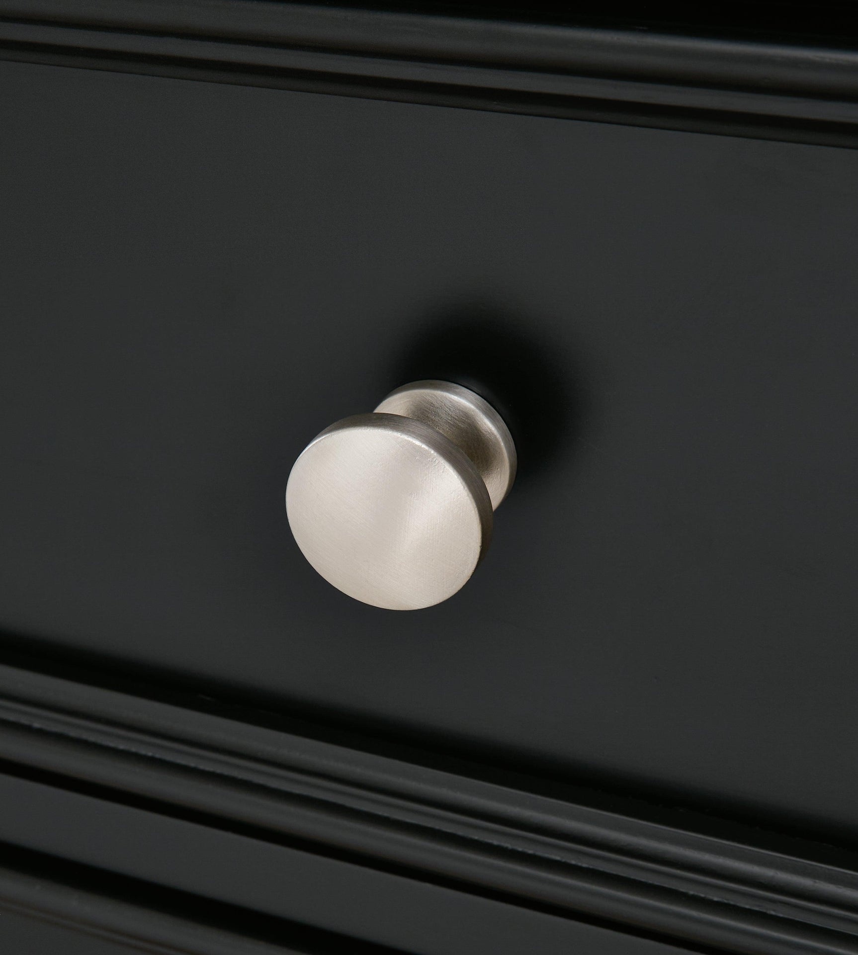 Lanolee Black Dresser and Mirror angled view