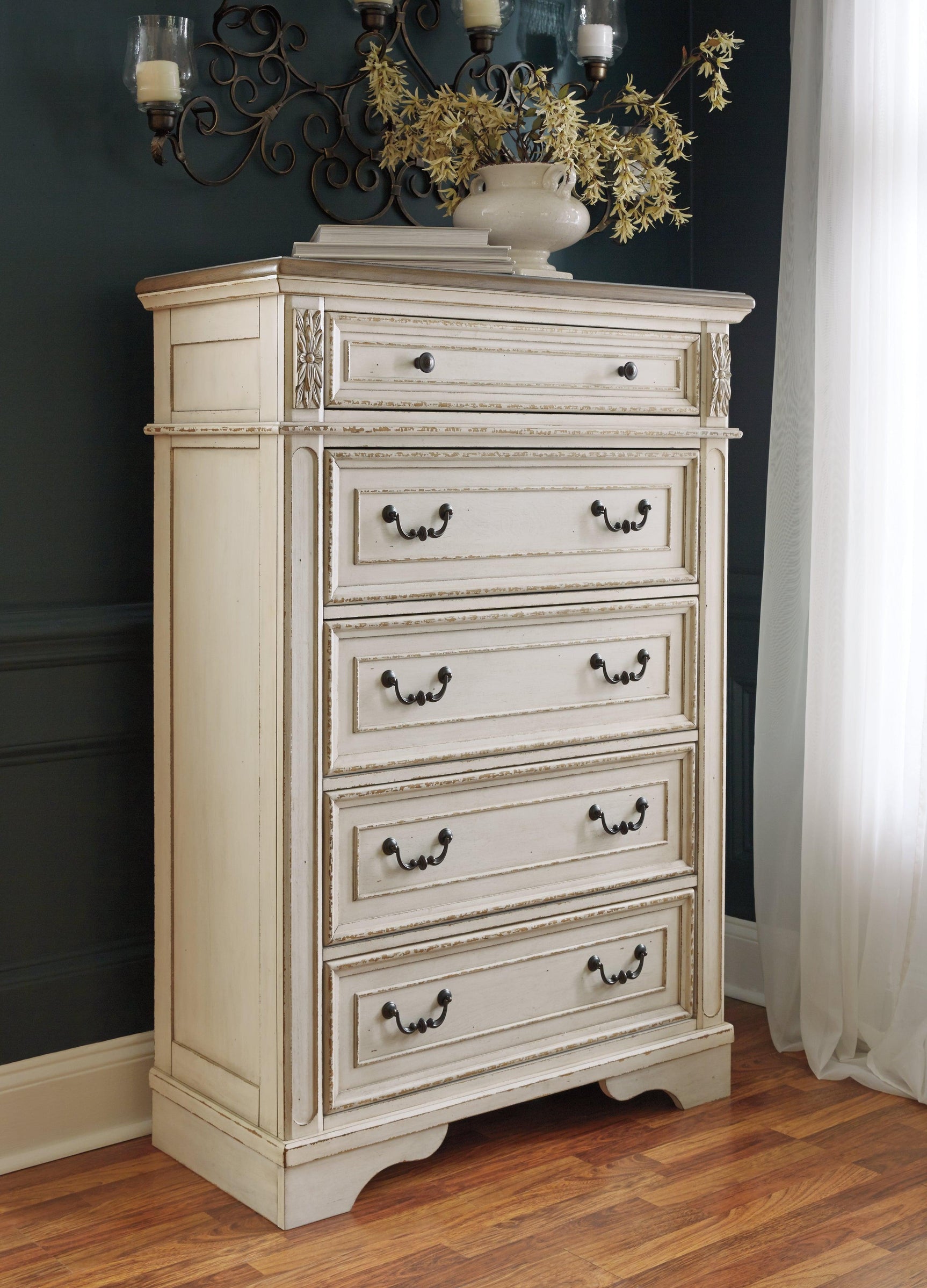 Realyn Two-Tone Chest Of Drawers - top close-up
