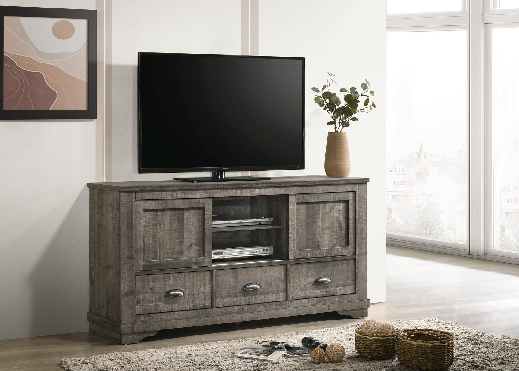 Side angle of Coralee Gray Upholstered Sleigh Bedroom Set bed