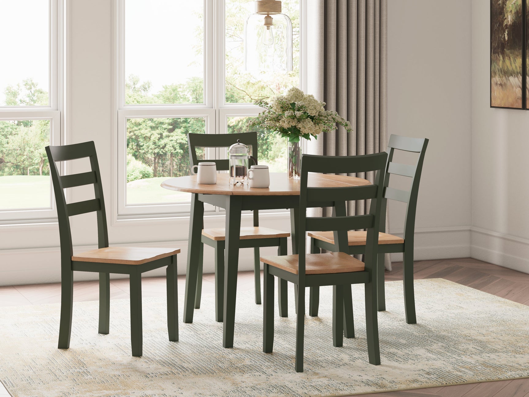 Gesthaven chair packaging with two chairs per case