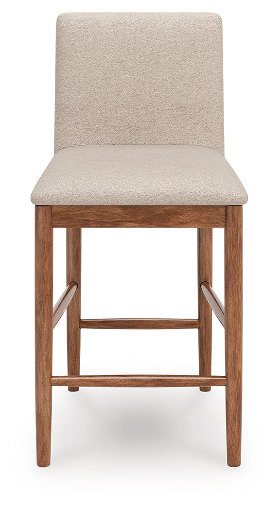 Isanti Barstool footrest detail