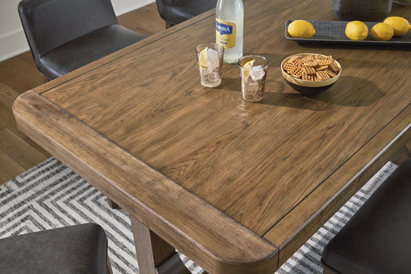 Cabalynn table top close-up