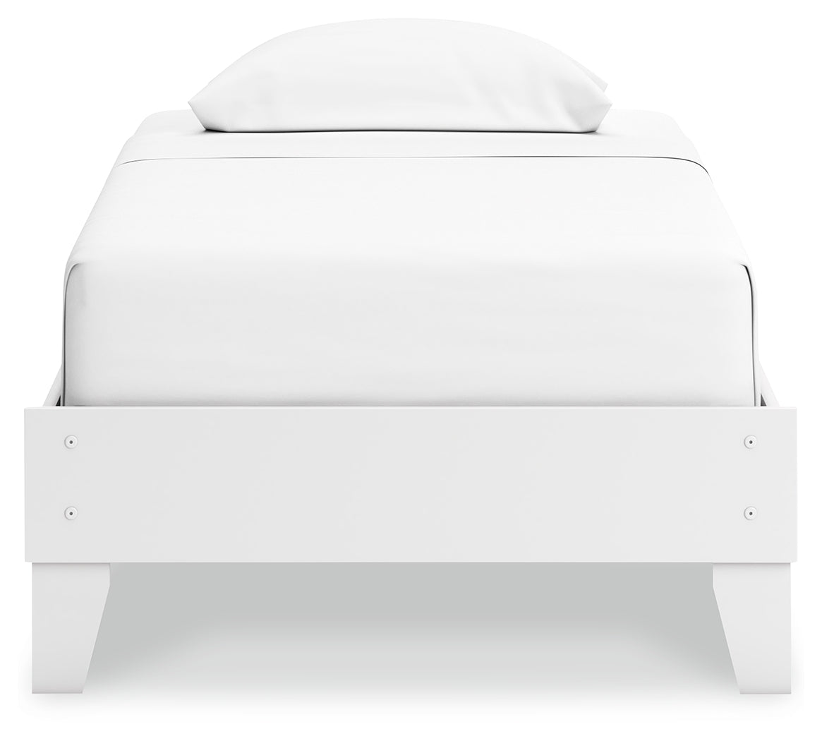 Hallityn White Twin Platform Bed head-on view