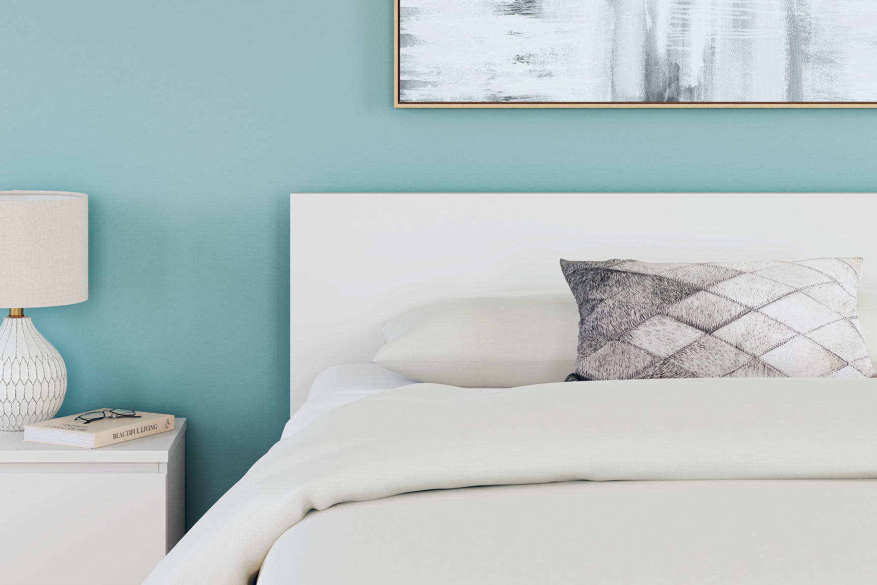 Onita White Queen Panel Platform Bed headboard detail