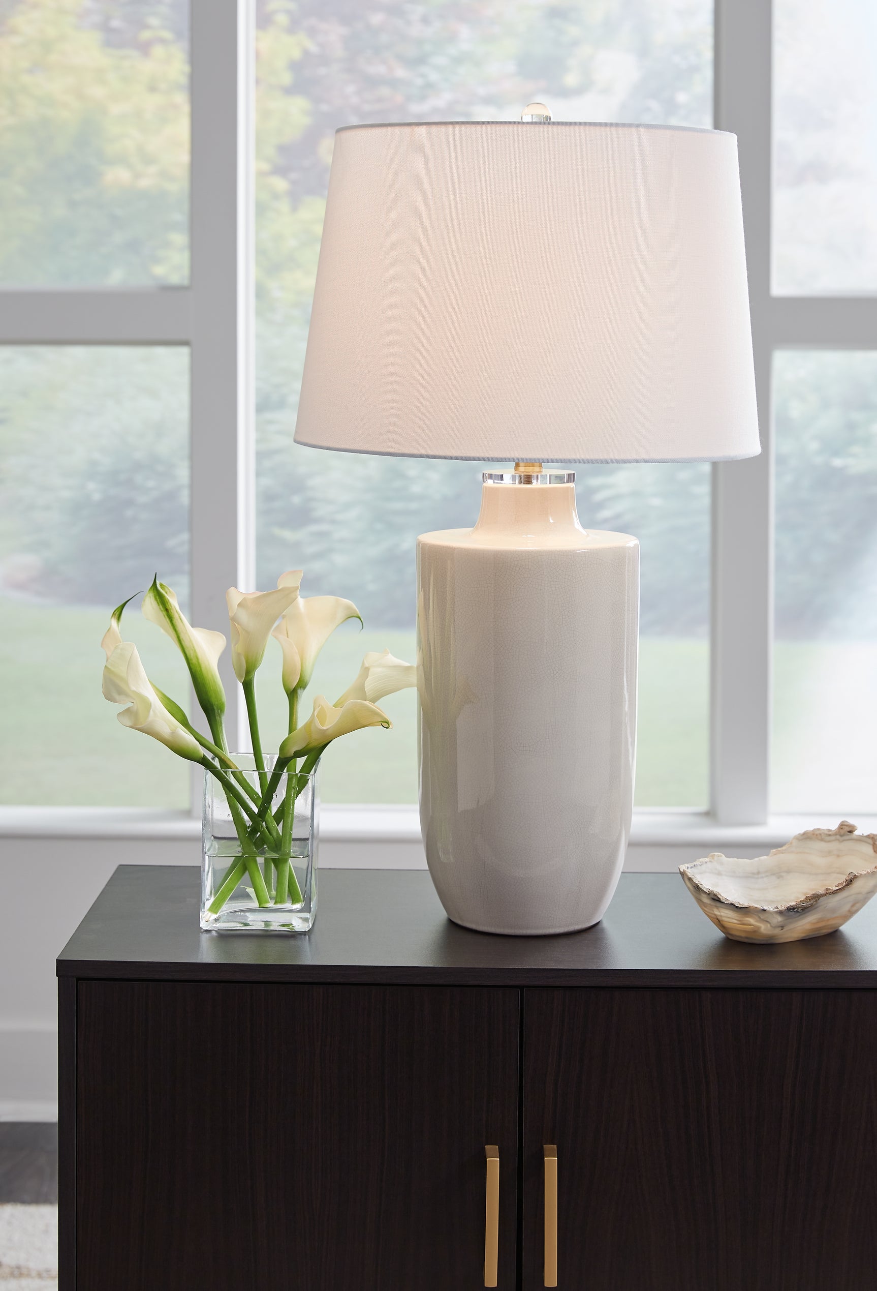 Close-up of crackled glazed ceramic base on Cylener table lamp