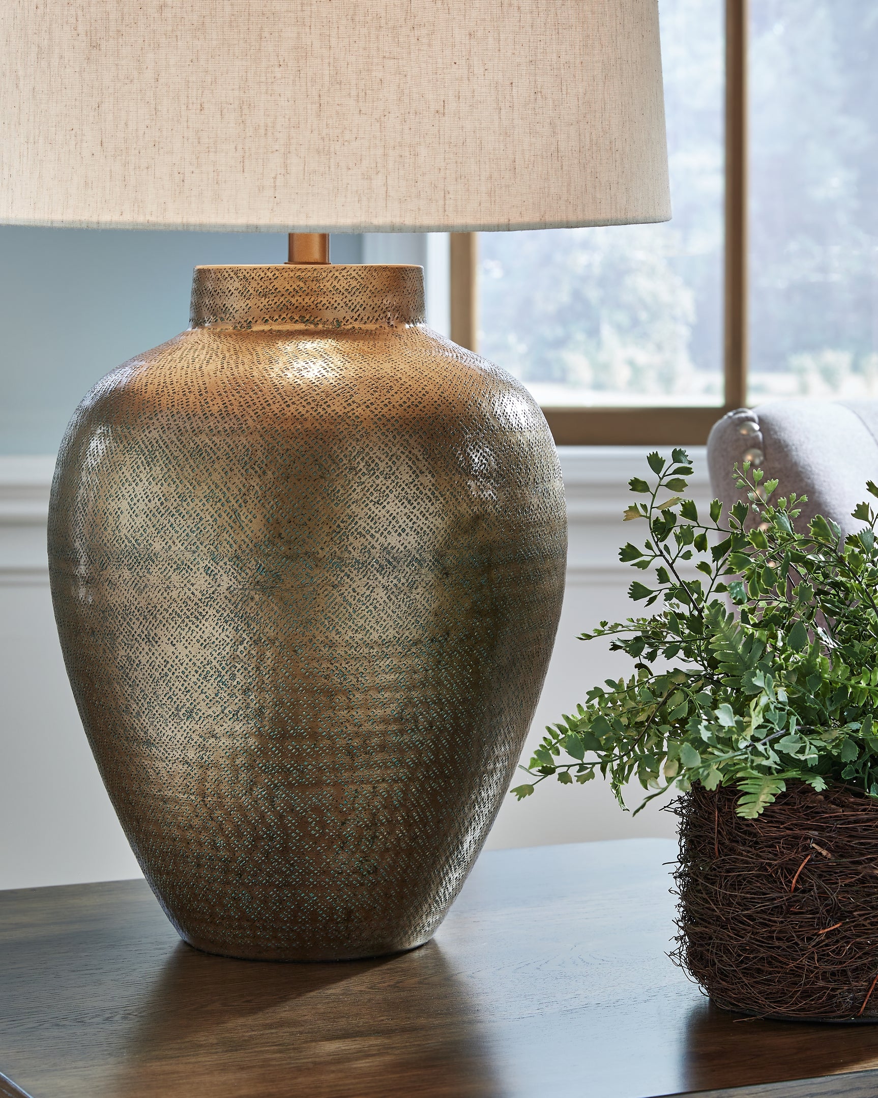 Dimension label for Madney 2-piece lamp set