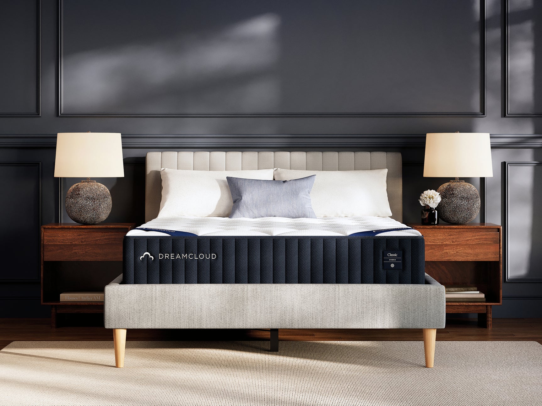 DreamCloud Classic Hybrid White Queen Mattress