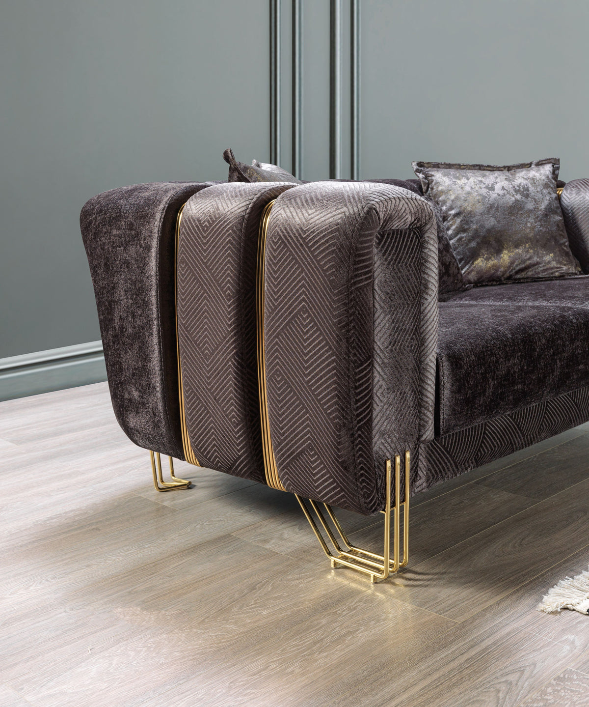 Ella Smoke Velvet Loveseat corner stitching detail