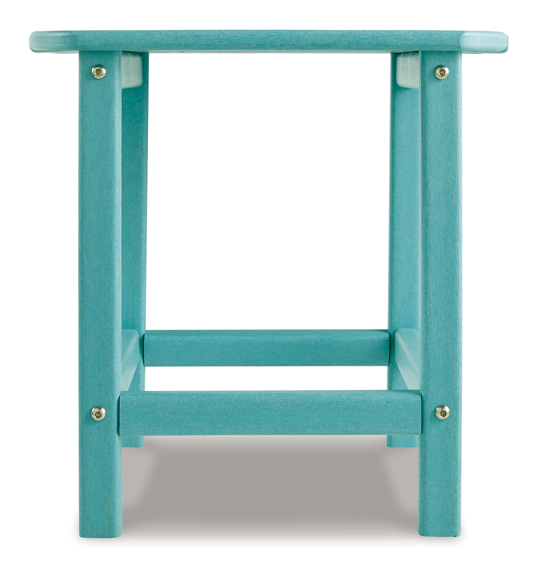 Outdoor chair with end table angled view