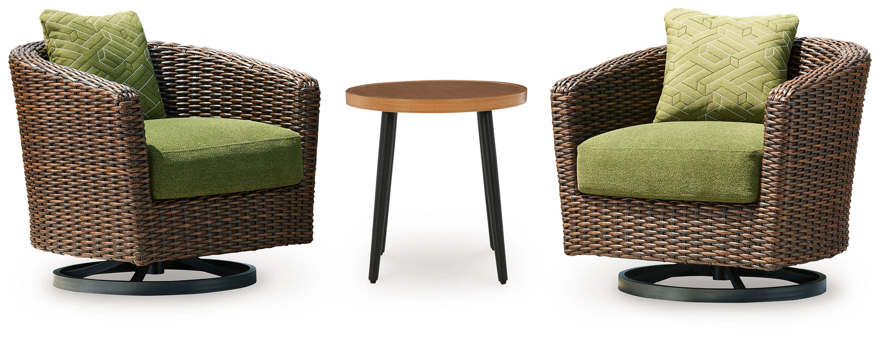 End table between two lounge chairs