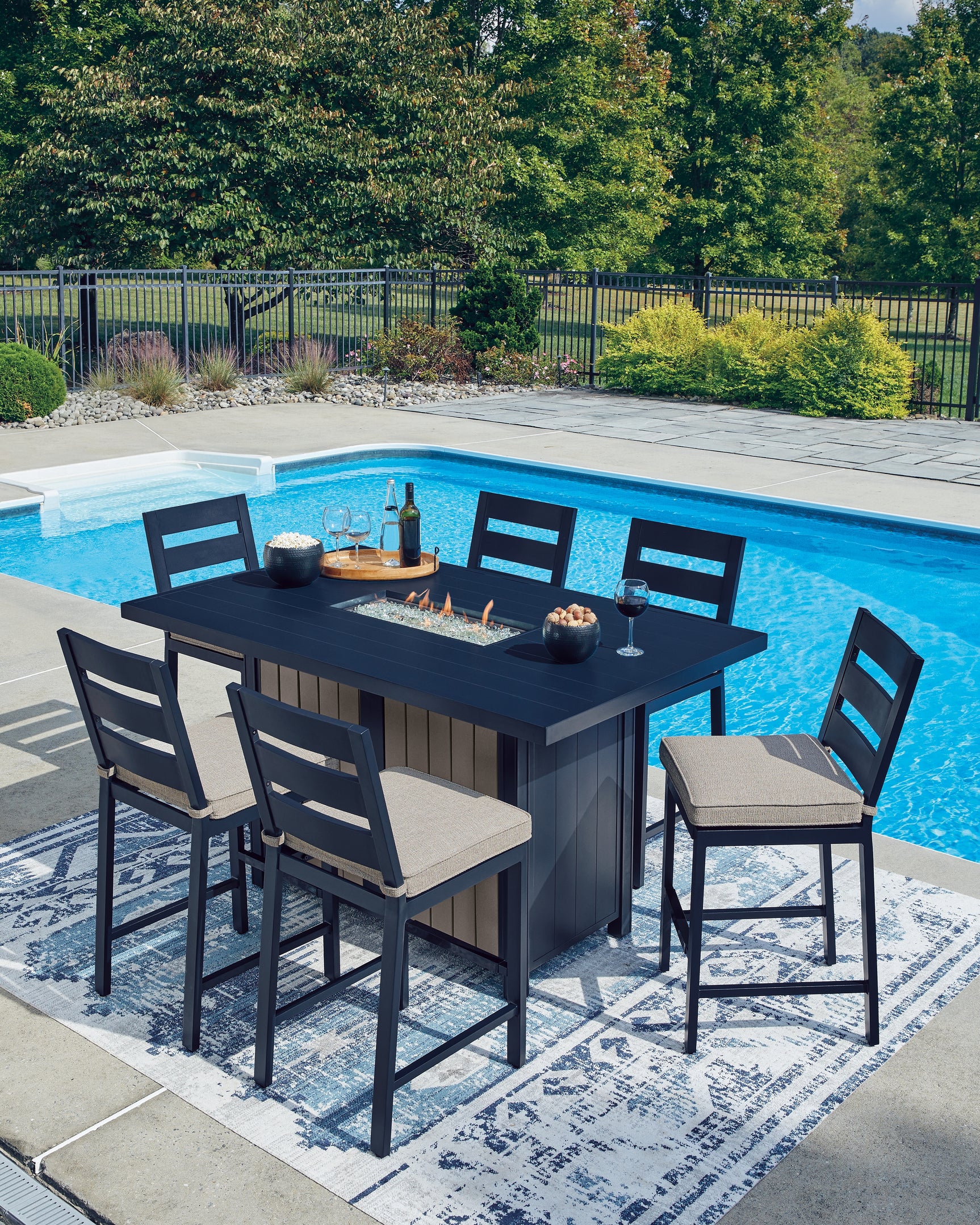 Vertical view of Fire Pit Table ambiance