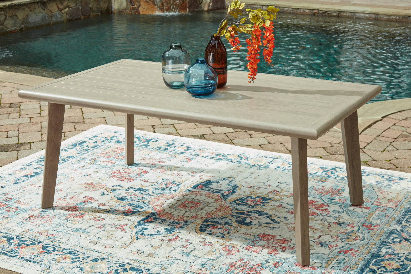 Cliff Beige Trails Outdoor Dining Table and 4 Chairs