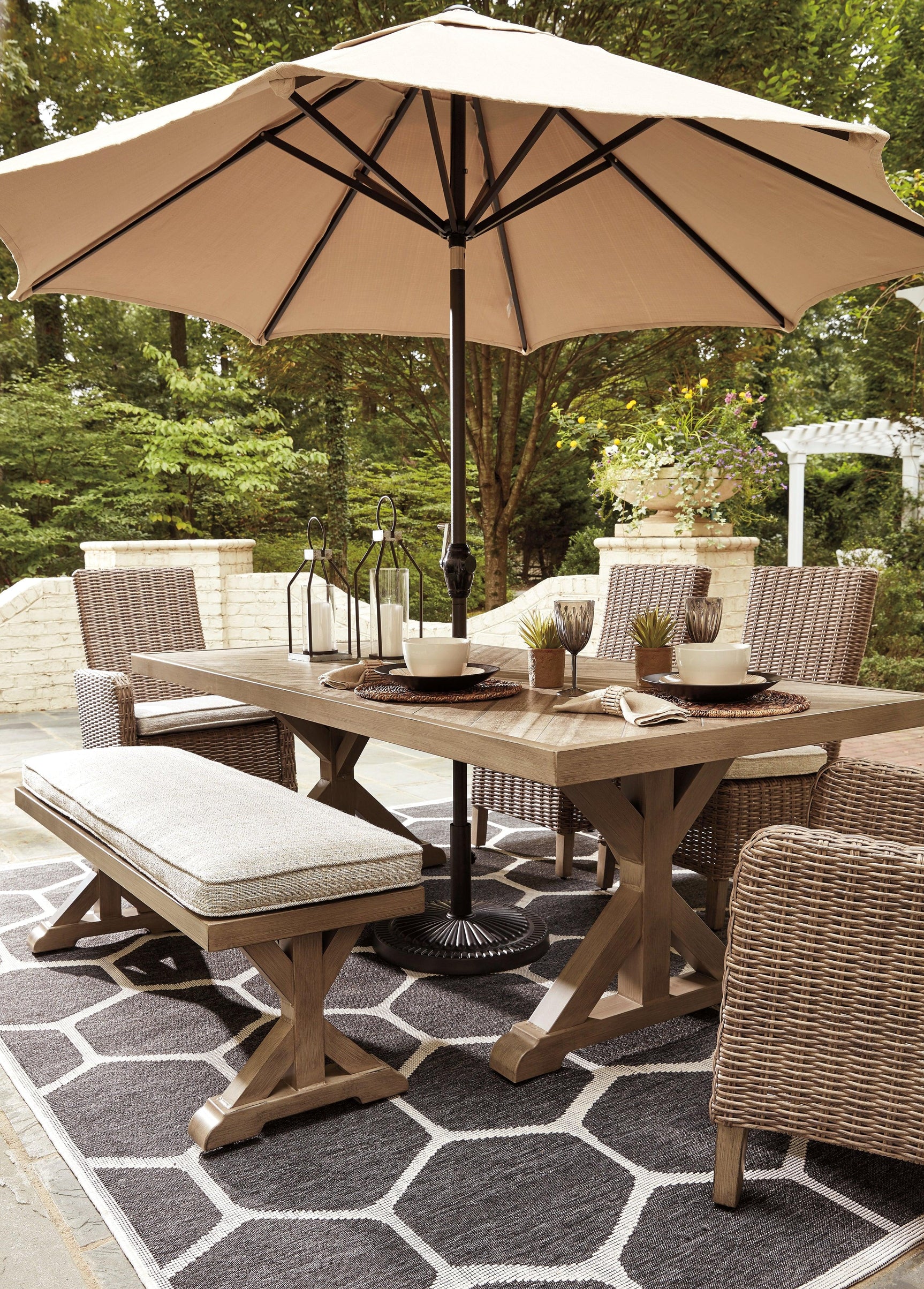 Outdoor setting with Beachcroft Dining Table and chairs