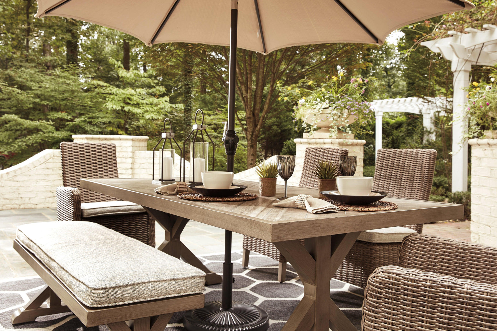 Beachcroft Dining Table with natural outdoor mood