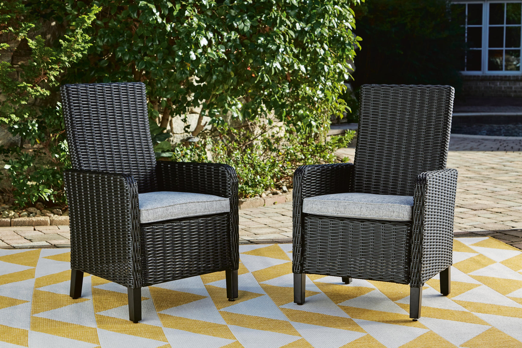 Beachcroft Black and Light Gray Outdoor Dining Table with 6 Chairs