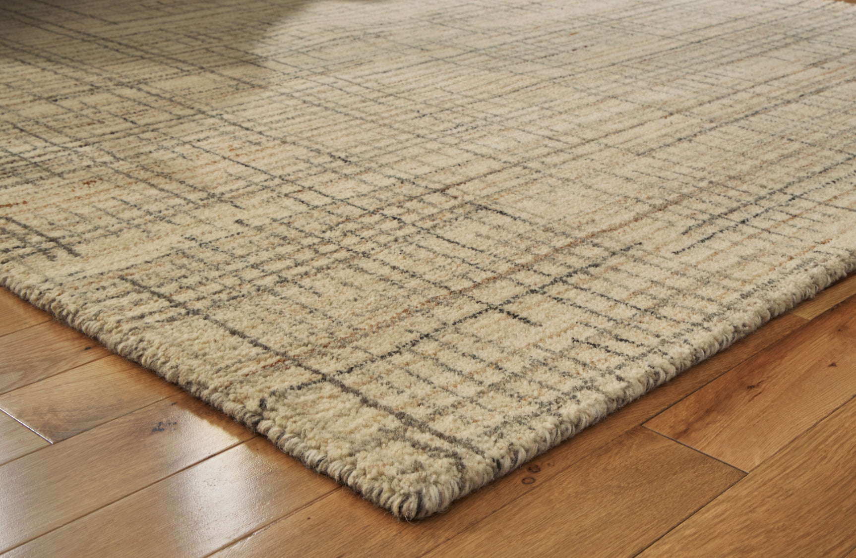 Edge detail of Janston medium area rug
