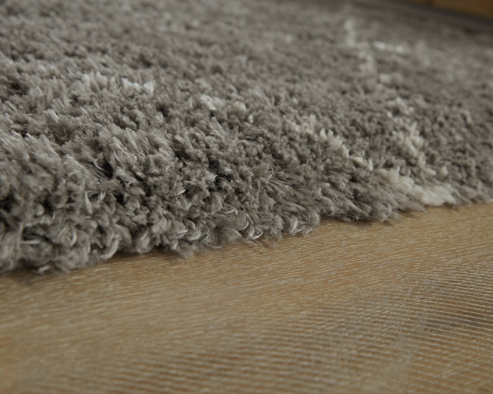 Wrenlow Gray/Cream 8' x 10' Rug
