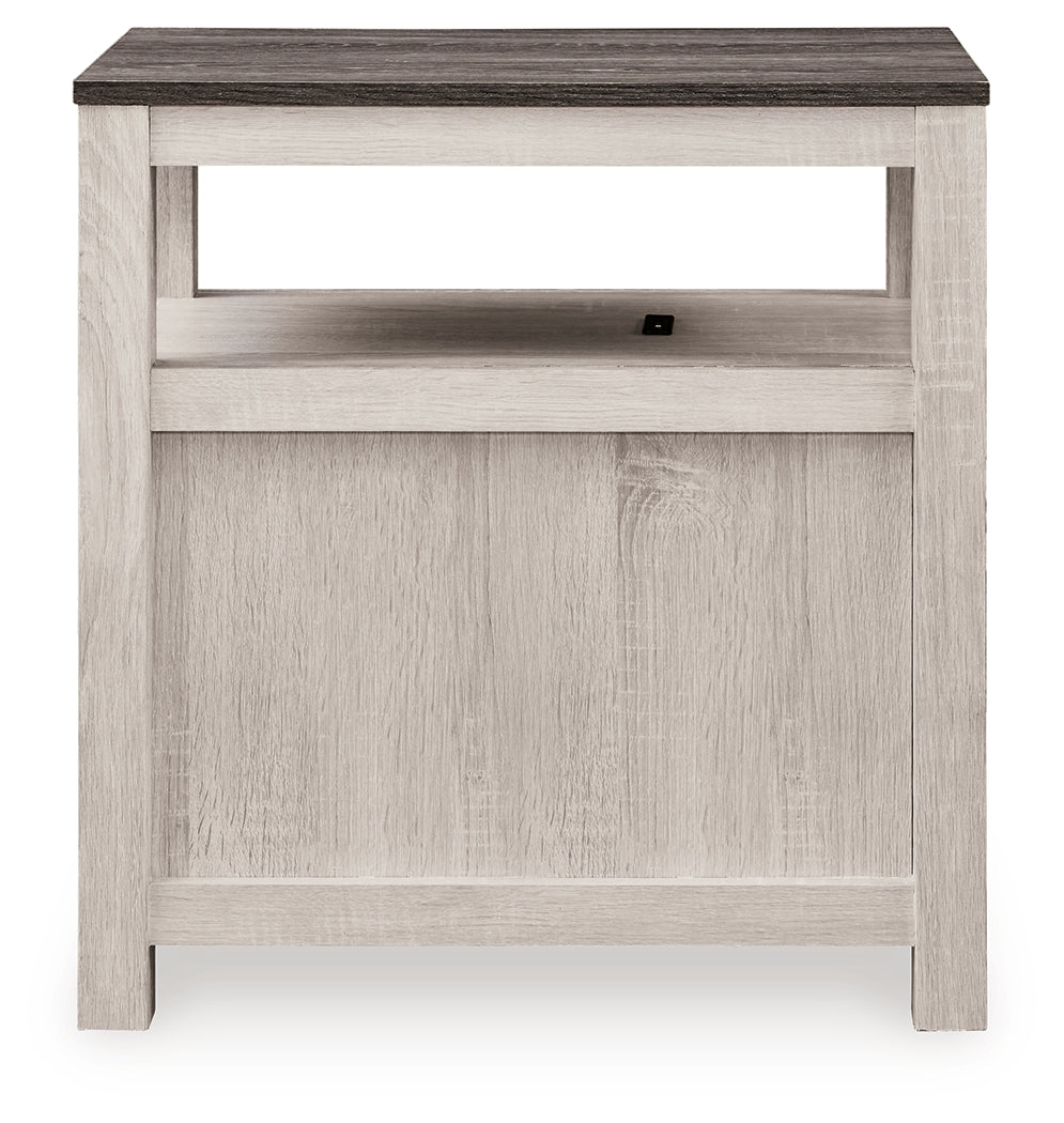 Fendenmore Chairside End Table side view