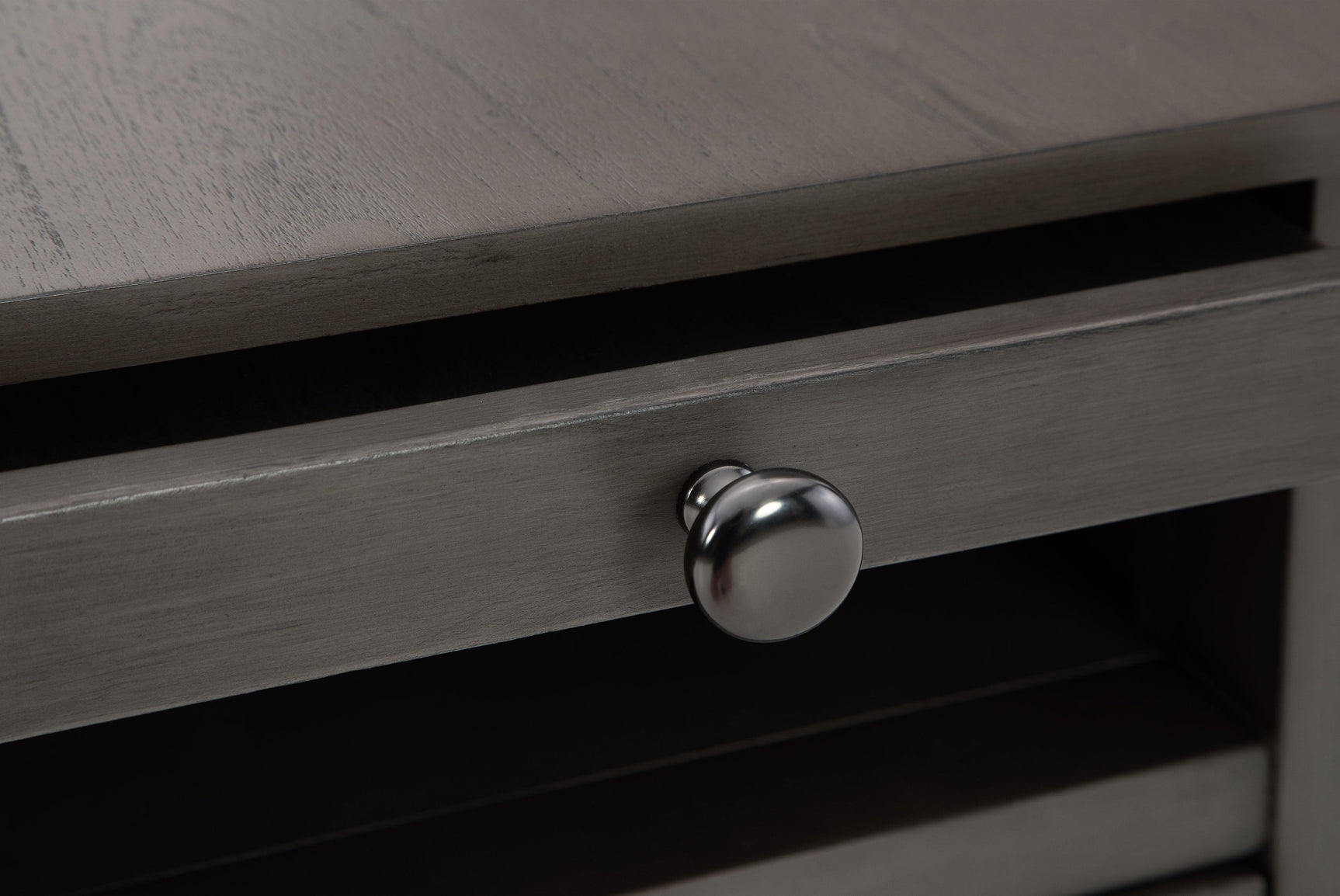 Knob detail on Treytown Gray Chairside End Table