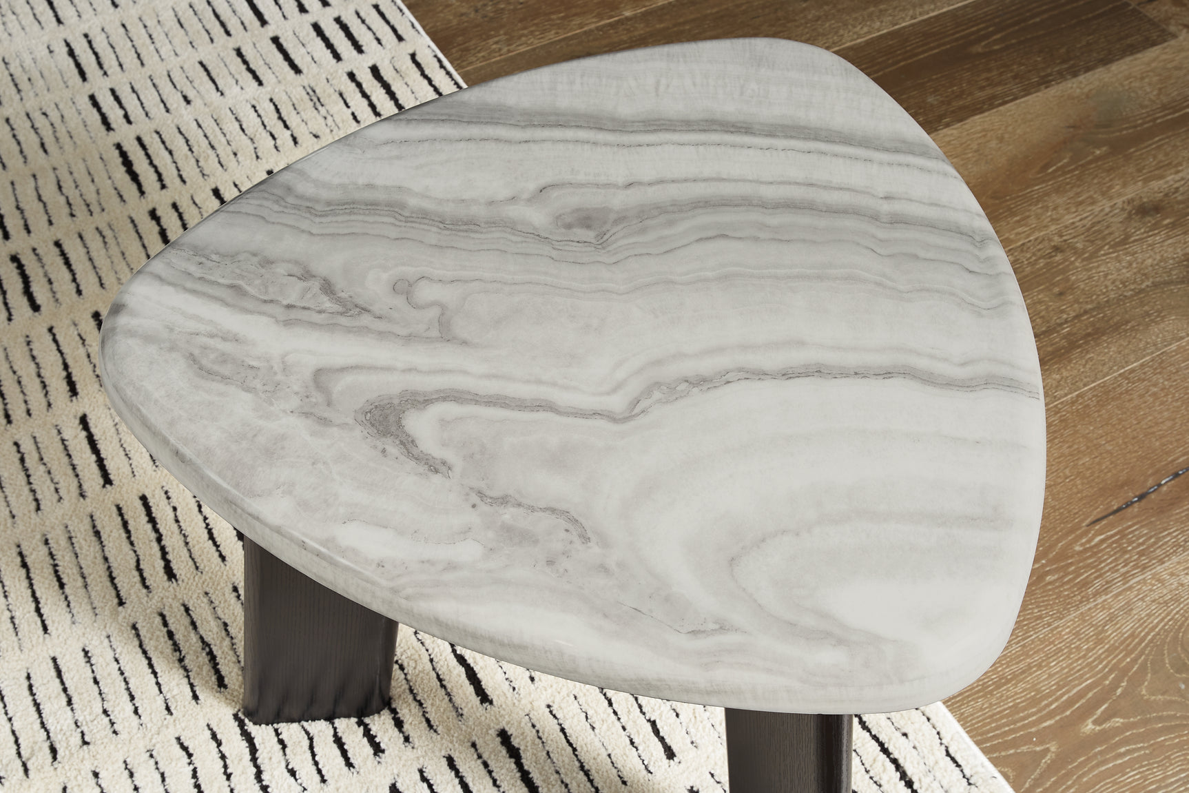 Lilyberg Gray/Black Table (Set of 3)