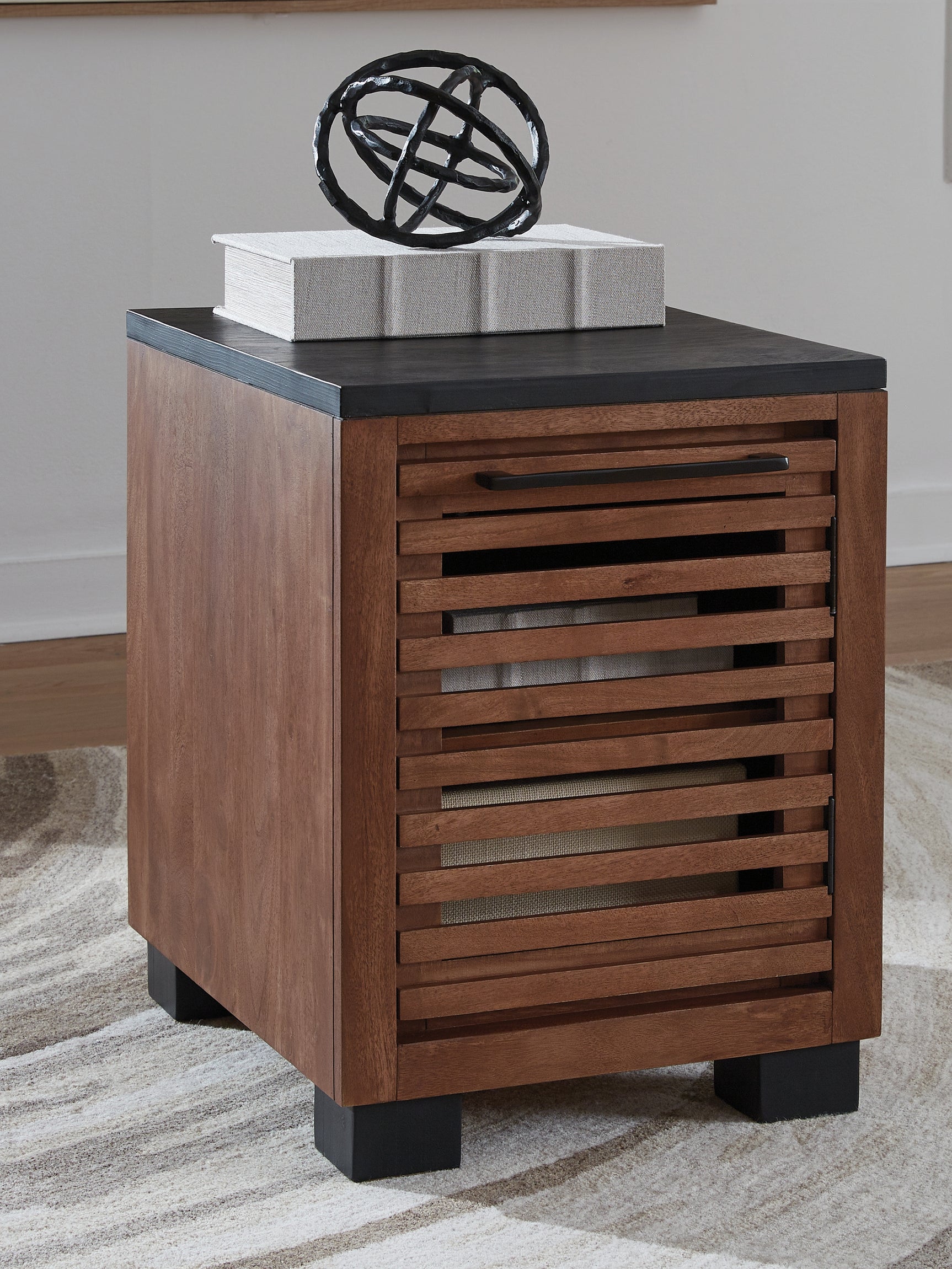 Kallari Warm Brown/Black Chairside End Table