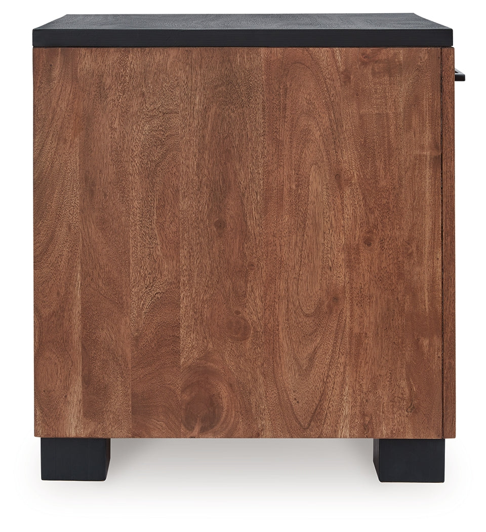 Kallari Warm Brown/Black Chairside End Table