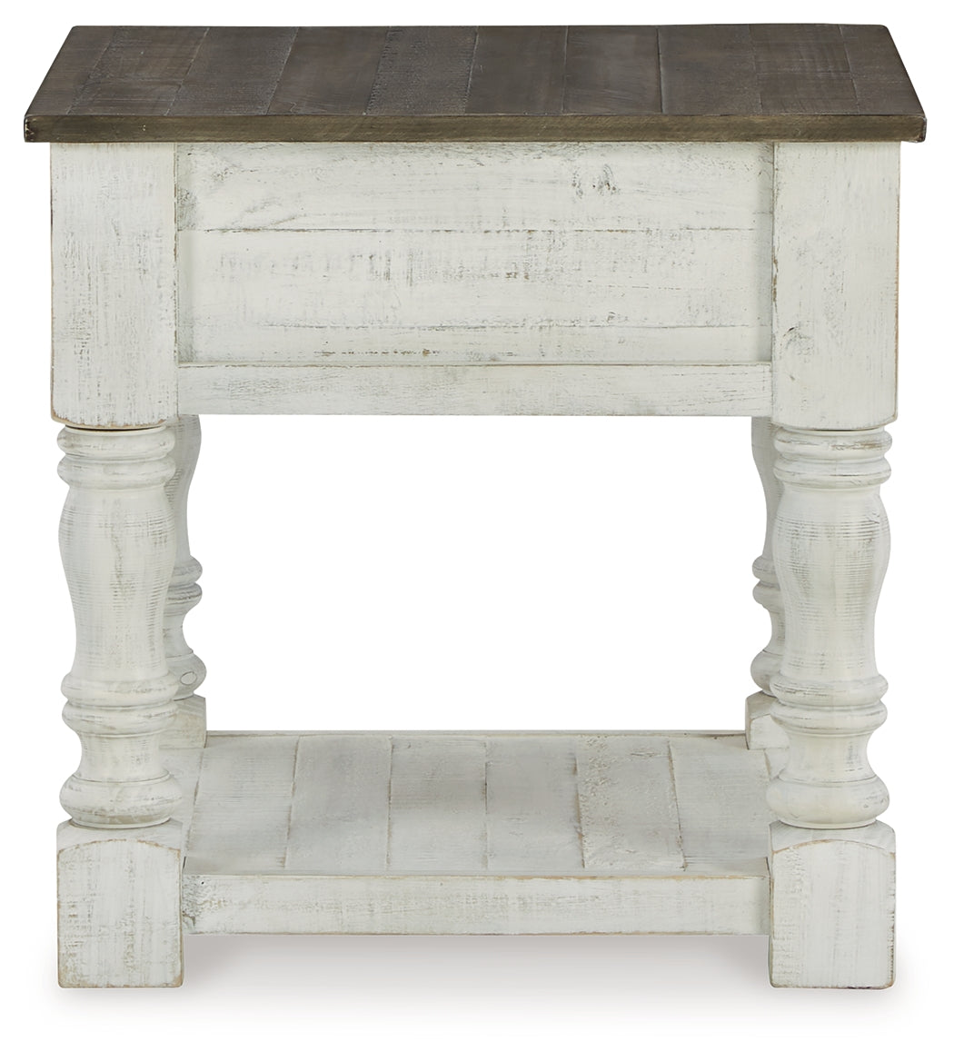 Close-up of Havalance coffee table crown moulding