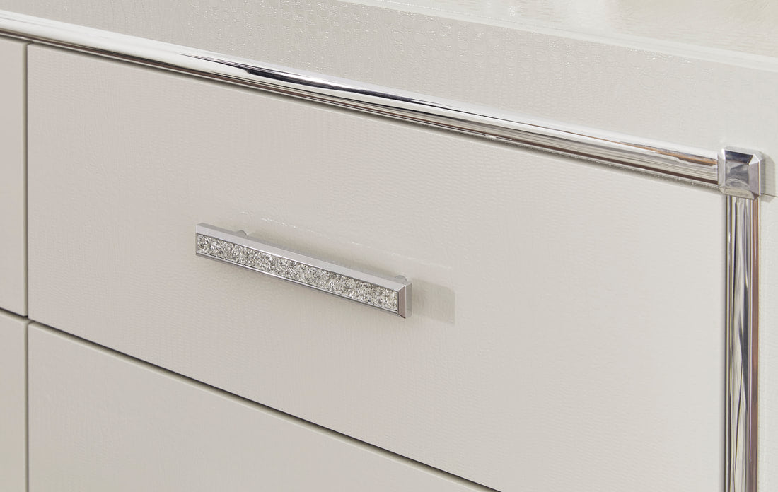 detailed handle view of Drystan Gray Panel Bedroom Set dresser