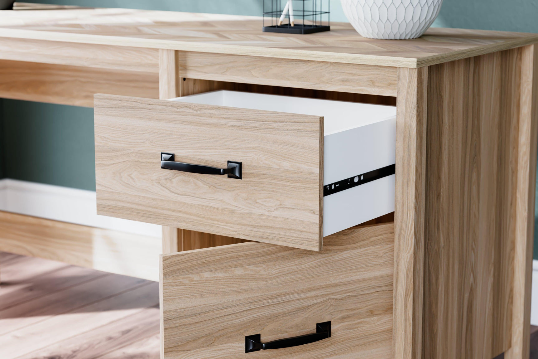 Battelle desk with matching desk return surface