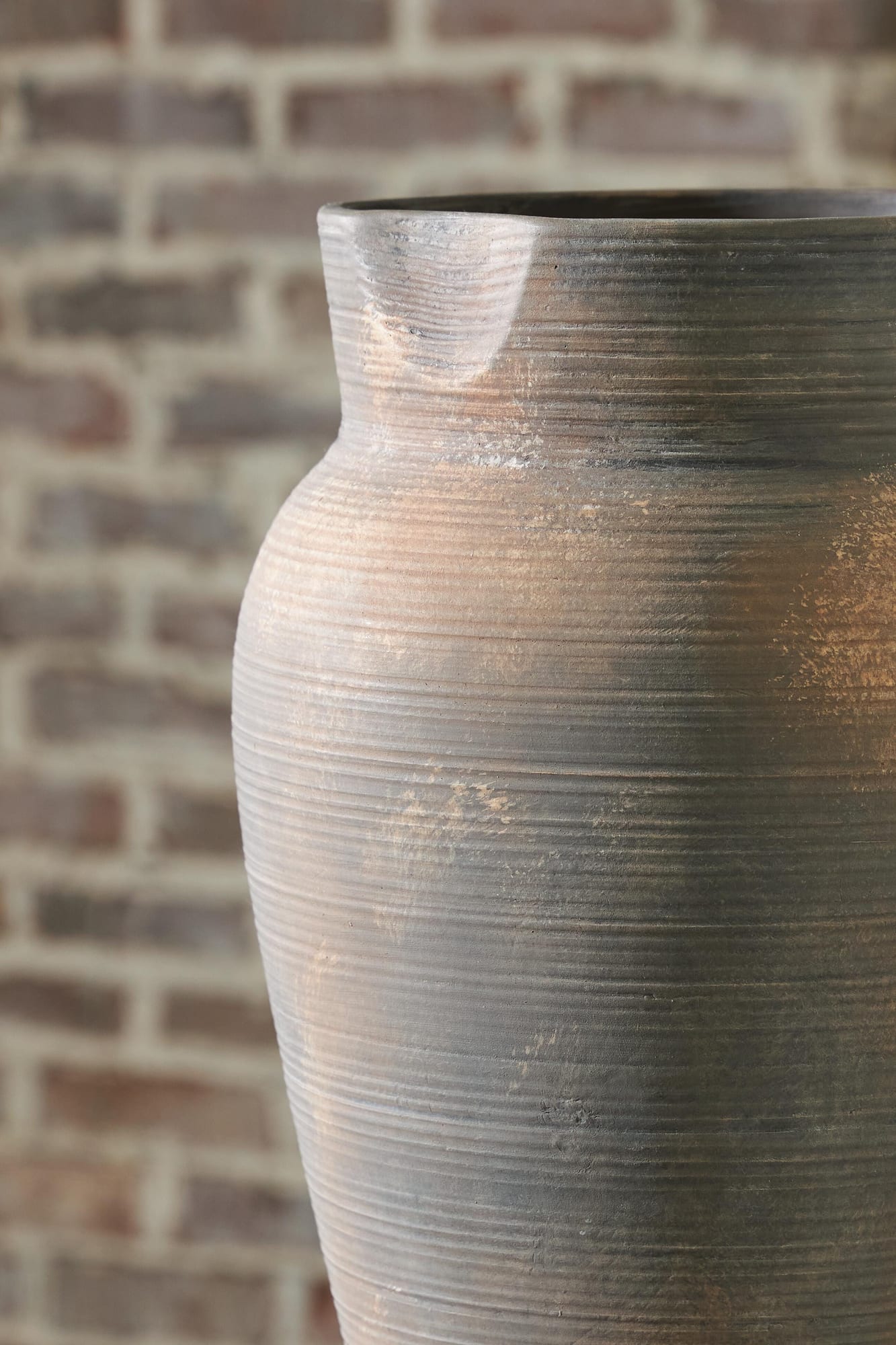 Brickmen Antique Gray Vase detail view