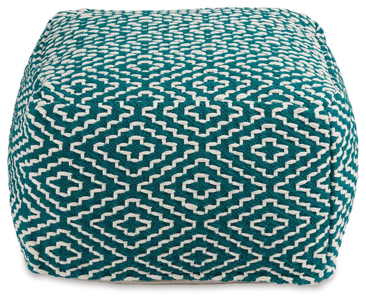 Close-up of geometric fabric pattern on Brynnsen pouf
