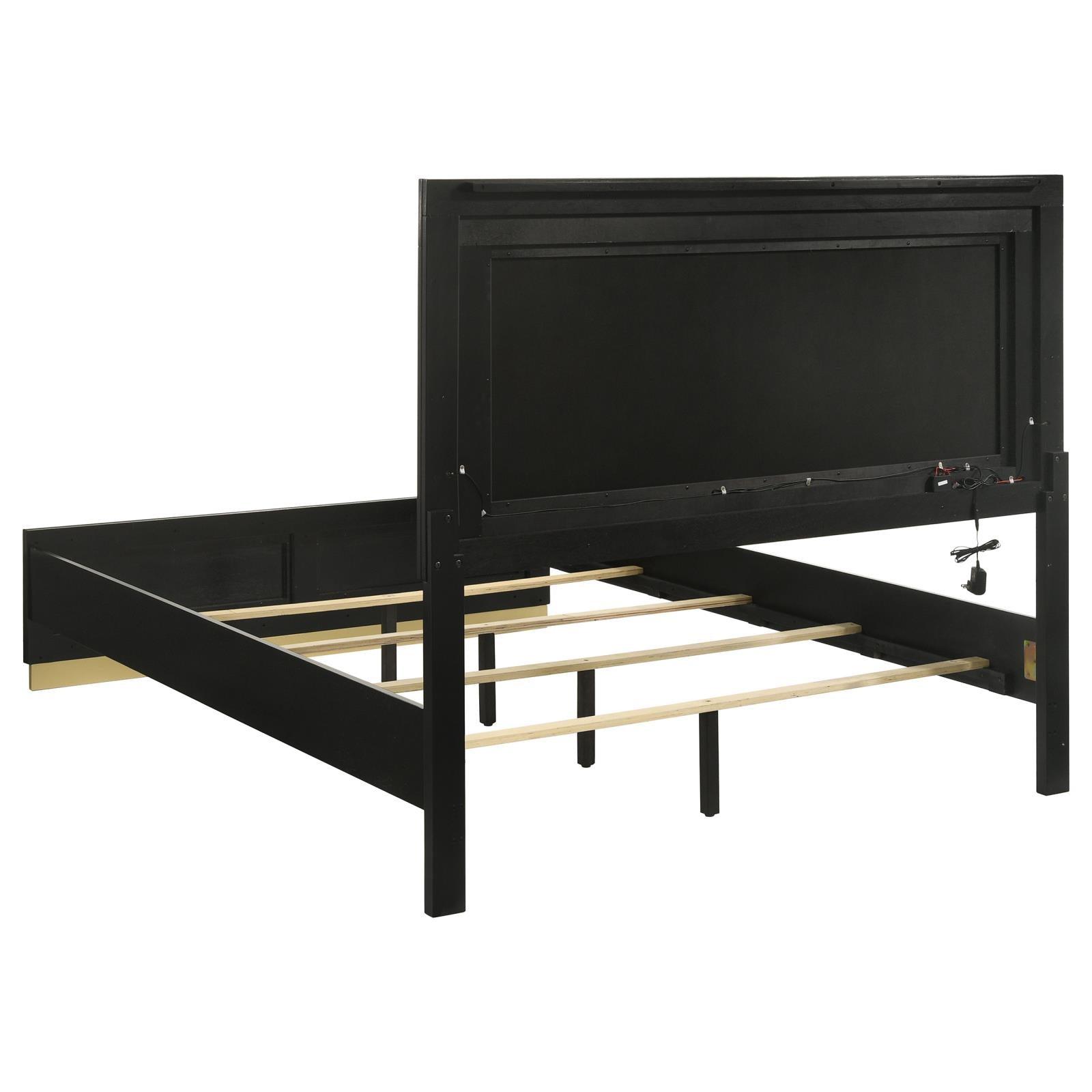 Caraway Eastern King Bed footboard and leg detail