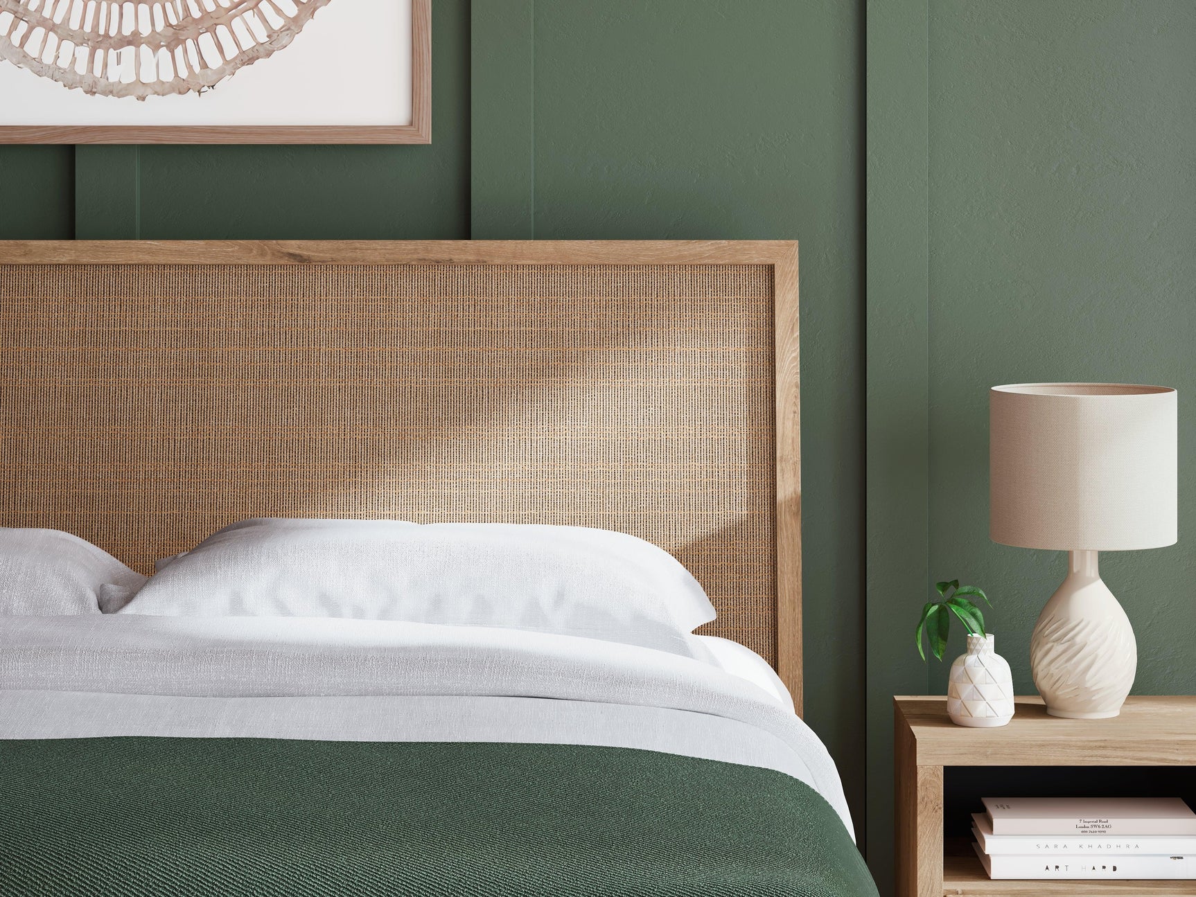 Cielden Two-Tone King Panel Bed angled corner detail