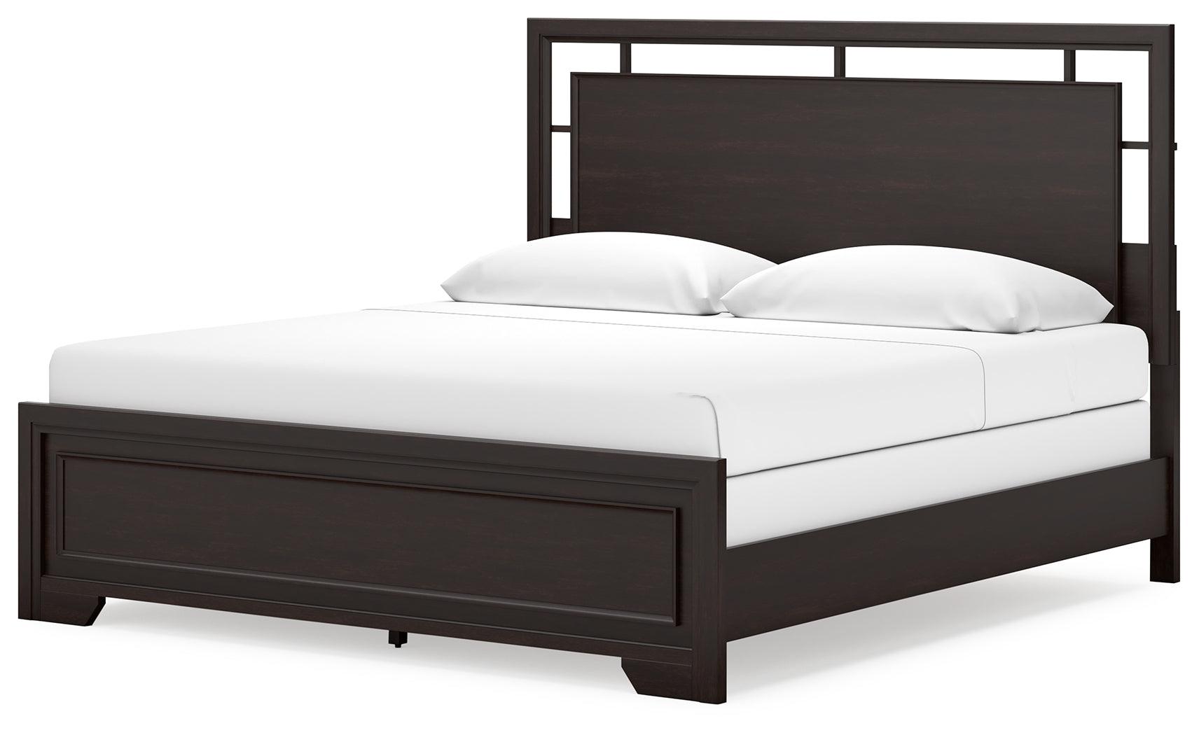 Picture frame footboard detail on Covetown King Panel Bed