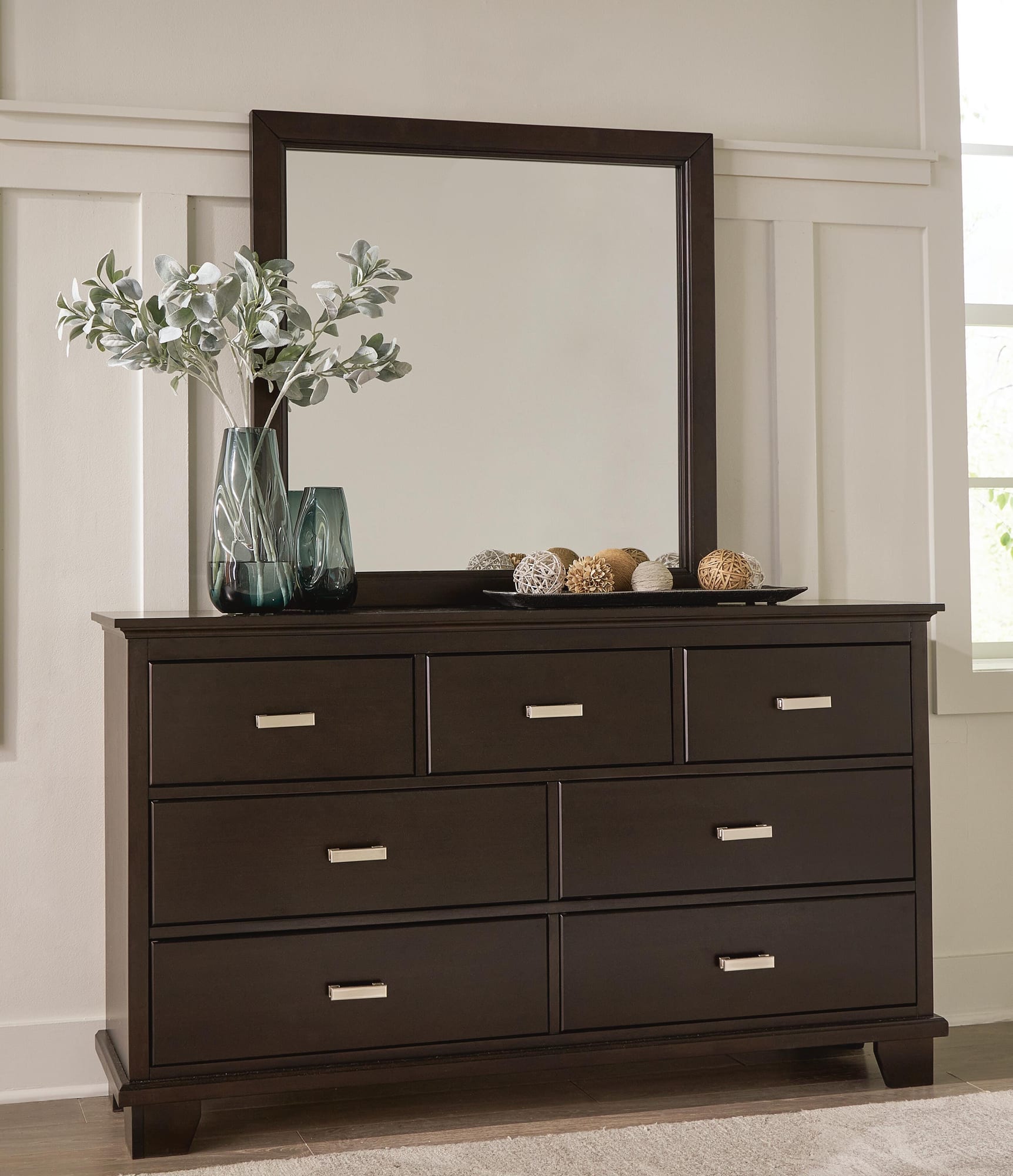 Covetown Dark Brown Panel Bedroom Set Queen 3: Bed, Dresser, Mirror from Decor Furniture