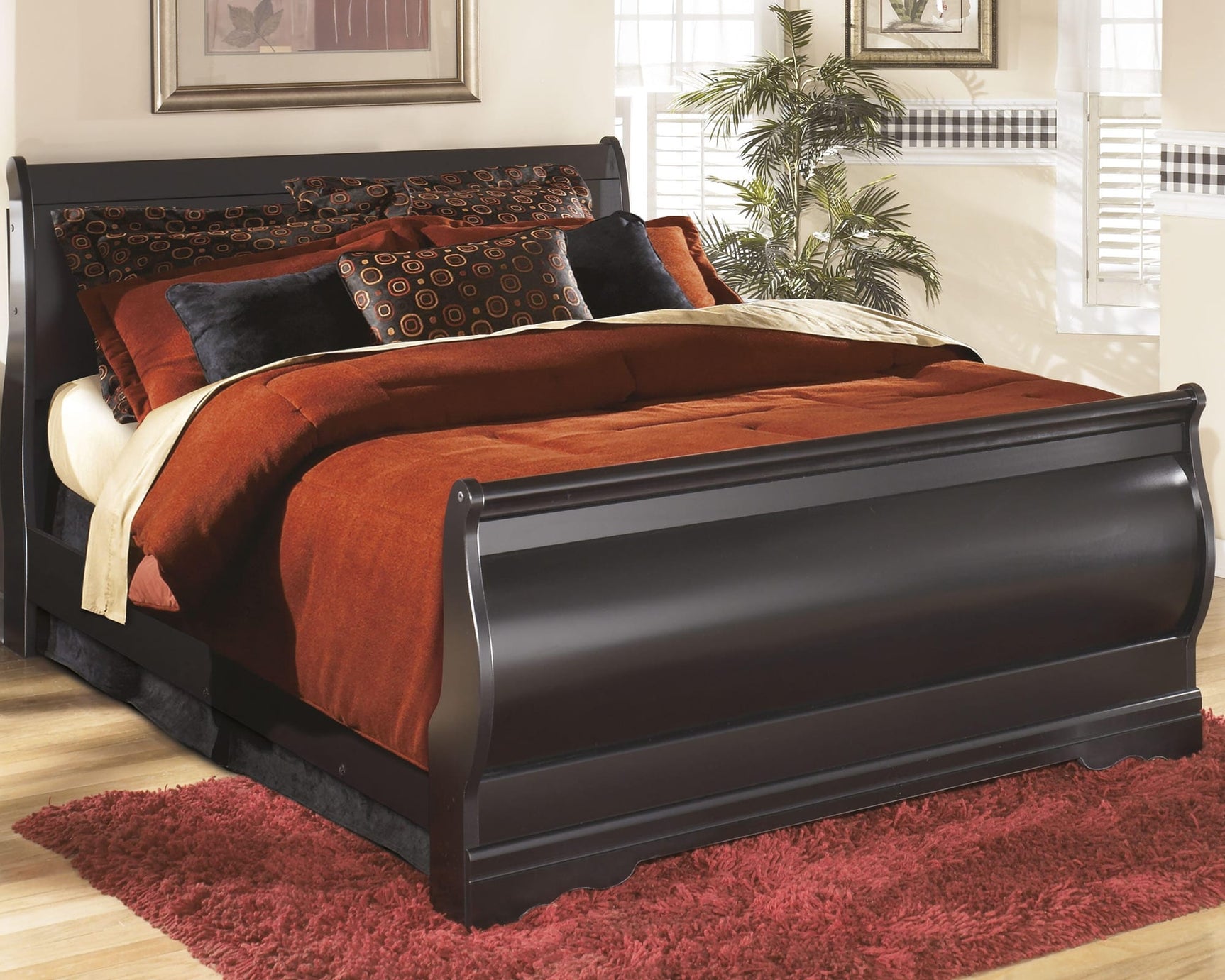 Huey Black Vineyard Sleigh Bedroom Set view 4