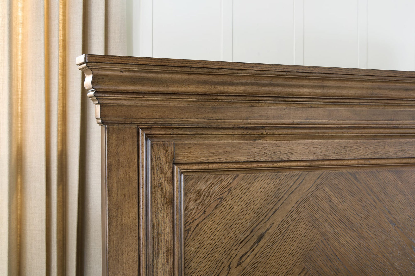 Karallin Medium Brown King Panel Bed detail view