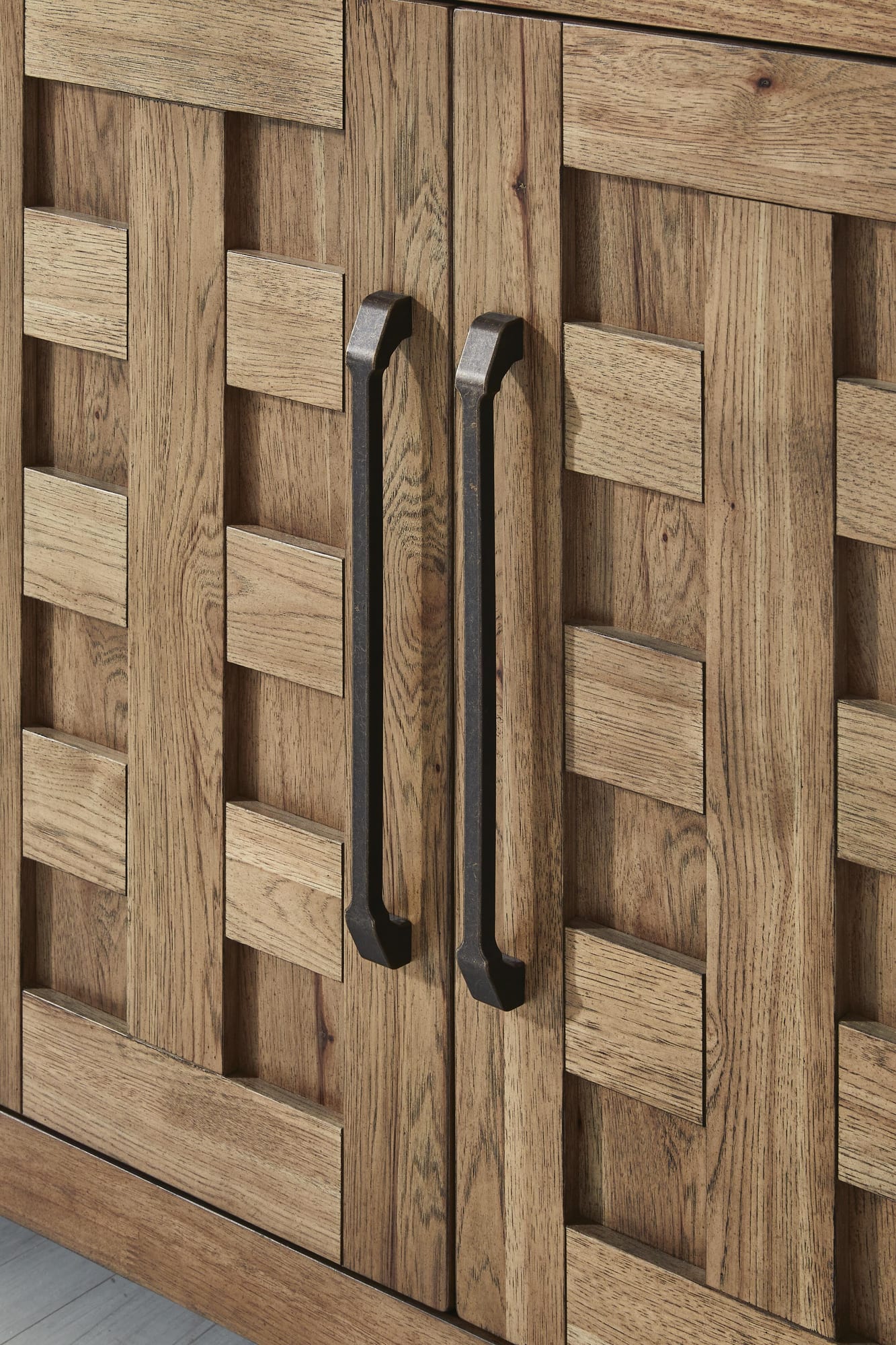Ridgester Light Brown Dining Server detail view
