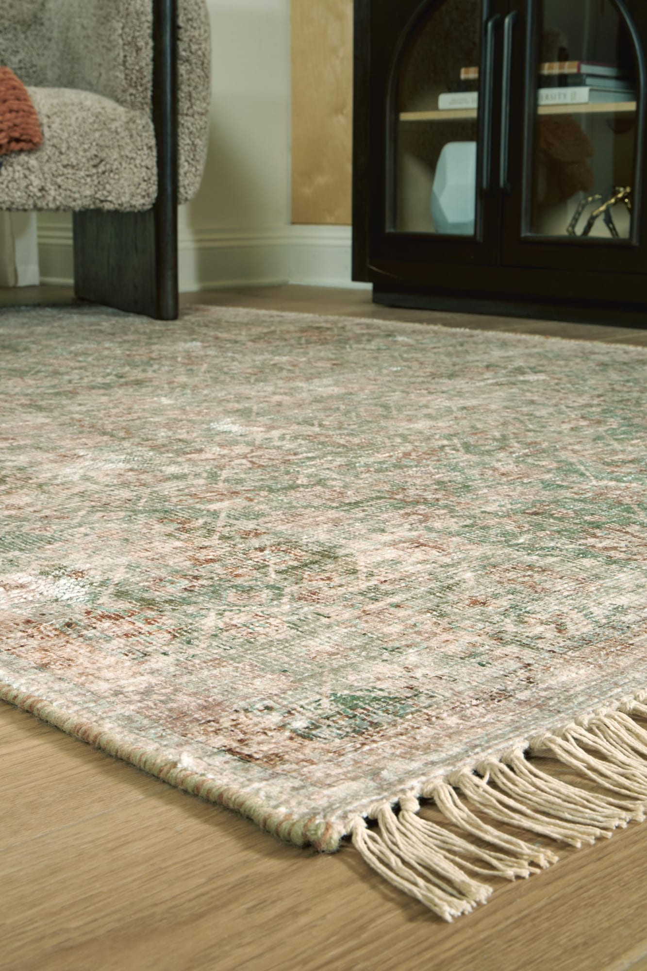 Rossbury Multi Extra Large Rug detail view