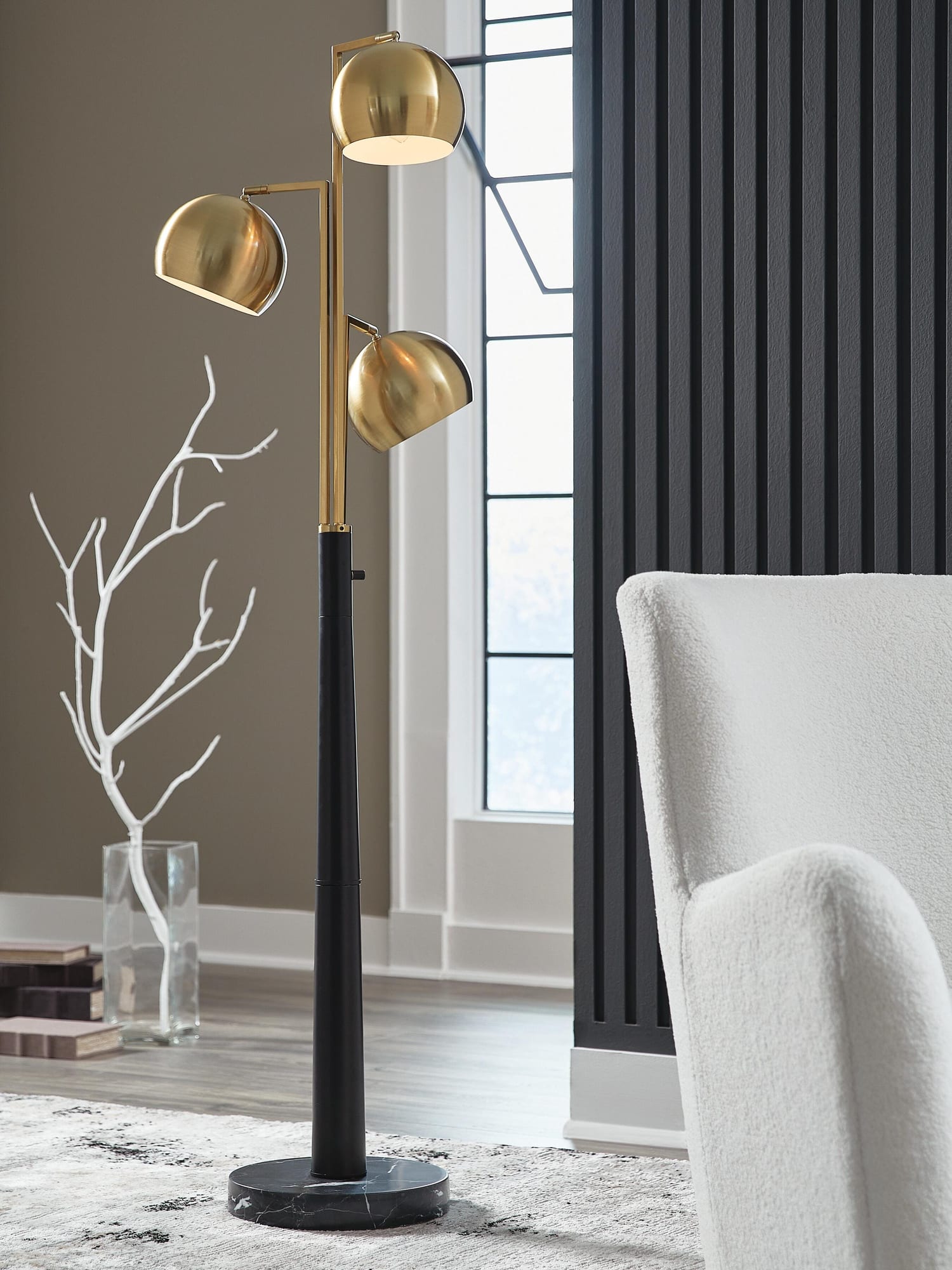 Sorcha Gold Finish/Black Floor Lamp from Decor Furniture