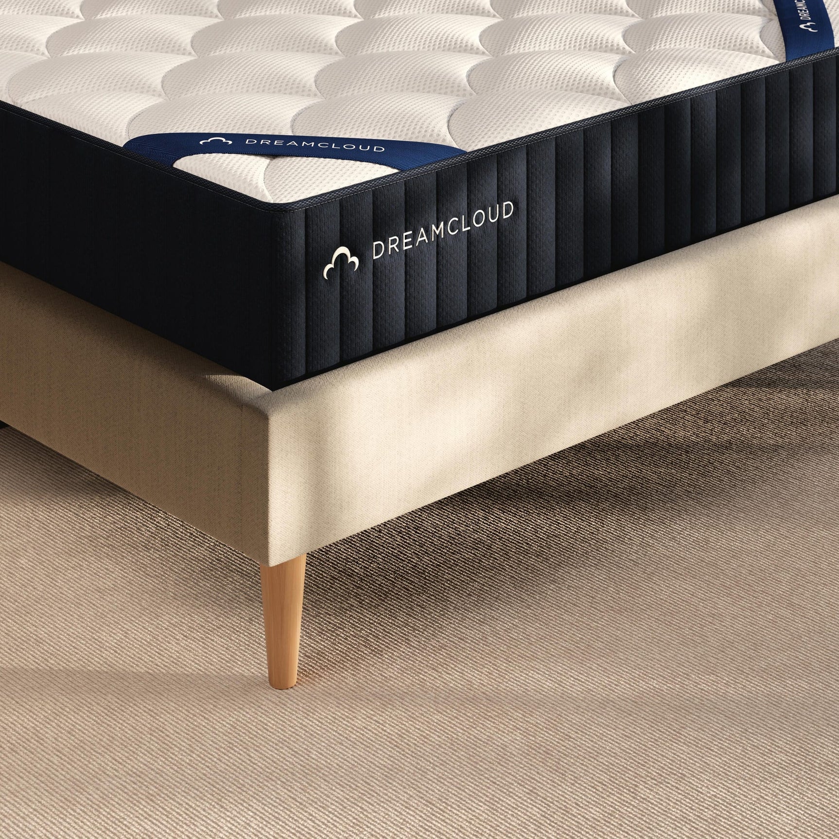 Dreamcloud Classic Memory Foam White Queen Mattress detail view