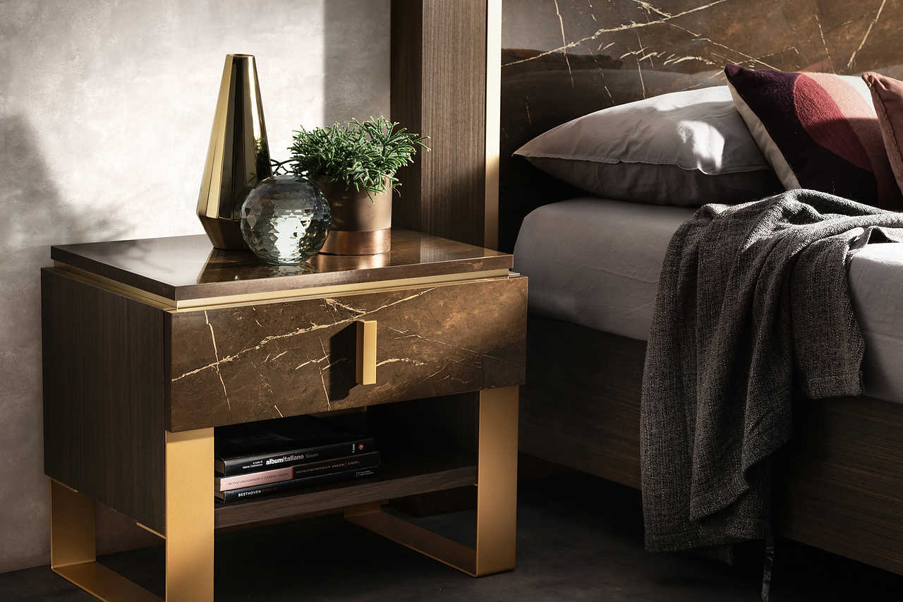 Essenza Bedroom dresser side view with high gloss finish