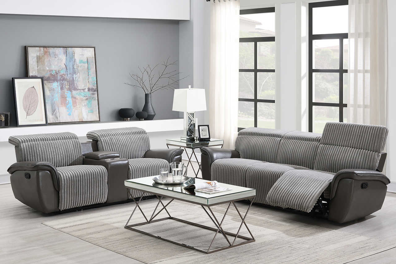 Adjustable headrest on Twist Reclining sofa