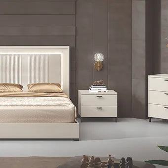 Carina Italian High Gloss Pearl Finish Bedroom Set with Soft Closing Drawers - 4 Pieces view 4