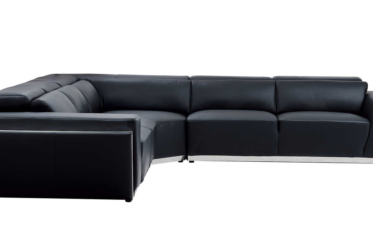 Domo Black Leather Match Sectional Sofa close-up detail