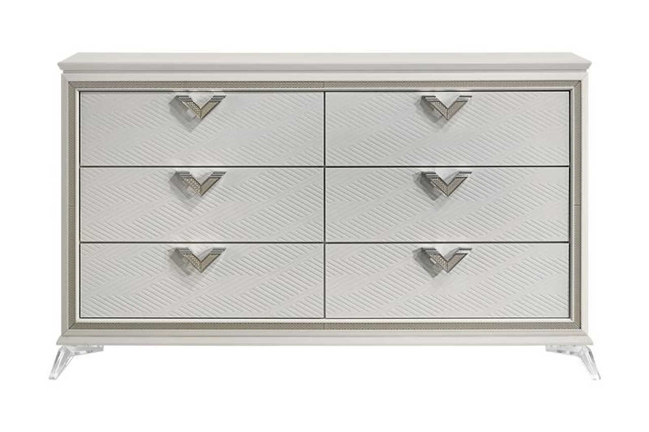 Chiara Majestic Gold Chest